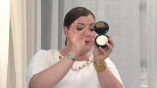 It Cosmetics Bye Bye Pores Pressed Powder with Brush with Jane Treacy