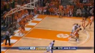 John Wall AMAZING 360 Acrobatic Lay Up vs Tennessee 27-02-10