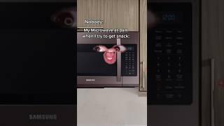 The Microwave at 3am #TheManniiShow.comseries