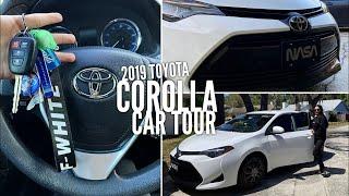 WHATS IN MY CAR TOUR  2019 Toyota Corolla LE car essentials