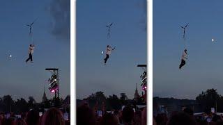 Дима Билан летит над зрителями и поёт На берегу неба - VK FEST 2024 Москва 13.07.2024