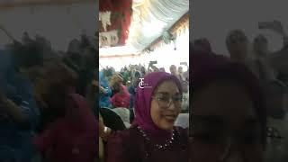 SELFI YAMMA MENGHIBUR PARA TAMU DI ACARA WEDDING KELUARGA 