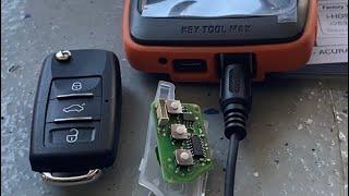 Cloning transponder chip & Generating Remote FOB using Key Tool Max & cut w Dolphin Condor XP-005