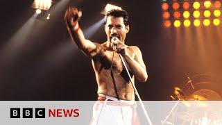 Queen to sell music catalogue for £1bn  BBC News