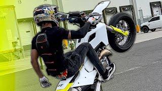 Learning how to wheelie a Supermoto