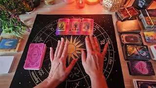 Wie denkt und fühlt hier jemand über Dich Wie sieht dieser Mensch Eure und Seine Situation#Tarot🃏