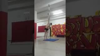 Lucas Alvarez - Pole Flying - Studio Xeven