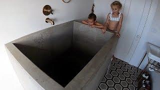 THE DEEPEST BATH TUB IN THE WORLD