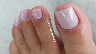 unhas delicadas dos pés - misturinha de esmaltes bem delicada 