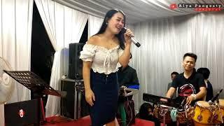 TANDA MERAH EVIE TAMALA -COVER LIVE ALYA PANGESTY FEAT OQINAWA