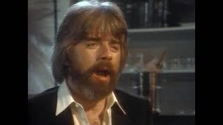 Michael McDonald - I Keep Forgettin Every Time Youre Near Official Music Video