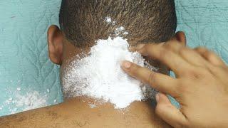 Put baking soda on your neck for this amazing hack