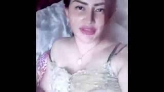 Tante Binal Sisca Melliana berpose HOT