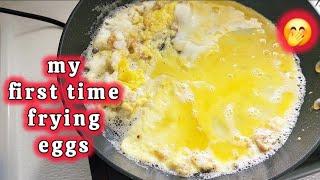 how to fry eggs  dont do what I did 