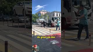 Esta grúa se lleva en segundos tu auto mal aparcado #trucks #trailers #camioneros #camiones #camion