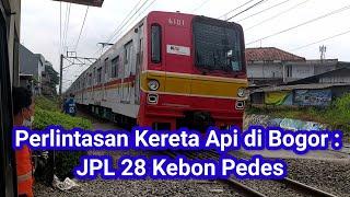 Perlintasan Kereta Api KRL Bogor  JPL 28 Kebon Pedes Bogor