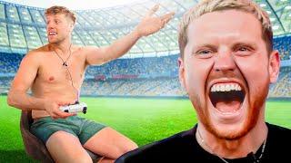 FUNNIEST SIDE+ STRIP FIFA MOMENT