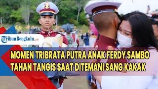 Momen Tribrata Putra Anak Ferdy Sambo Wisuda Prabhatar Akpol Tahan Tangis saat Ditemani Sang Kakak