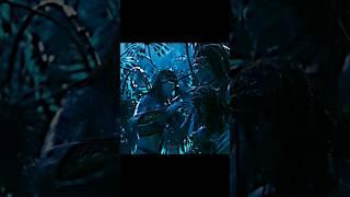 Was this the only time Jake hugged Neteyam? #avatar #avatar2 #neteyam #atwow #avatarthewayofwater