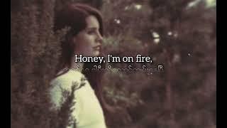 Lana Del Rey - Summertime sadness  Myanmar Subtitles  MM subLyrics 