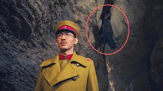 Chinese Army agents hid on the cliff to ambush the Japanese commander