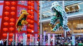 Acrobatic Double Lion Dance 舞獅 Múa Lân by Khuan Loke 群乐龙狮团 @ Suria KLCC Malaysia CNY2017 4K UHD