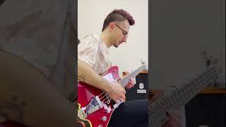 YAŞIYORUM SİL BAŞTAN - ARİ BAROKAS #bassguitar