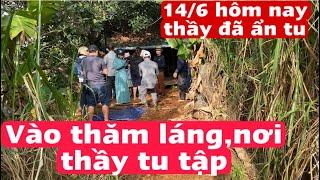 vào thăm láng thầy minh tuệhôm nay thầy đã chính thức ẩn tu.Visiting Master Minh Tries neighbor