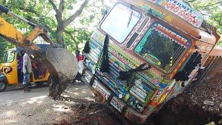 Giant Truck Stuck in Mud Video  Ashok Leyland Truckwala Driver  Lorry Videos   TruckWala