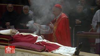 Bidding farewell to Benedict XVI Translation to St. Peters Basilica - Highlights