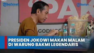 Presiden Jokowi Makan Malam di Warung Bakmi Legendaris Yogyakarta