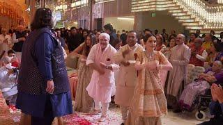 Billionaire Mukesh Ambani with Neeta Ambani & Family Dancing for Engagement Ceremony  Rare Videos