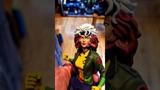 Marvel Comics X-Men The Animated Series Rogue Animated Mini Bust by Diamond Select  Mini Review