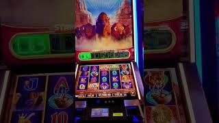 Buffalo Ultimate Stampede 99 spins 320x Jackpot #buffaloslotmachine #slot #casino #jackpot