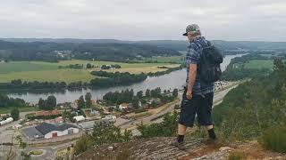 Vandring med utsikt från Prässebergen vid Rasta Lilla Edet