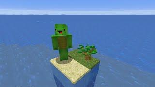 Surviving On Deserted Island in Minecraft