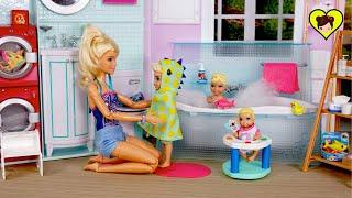 Rutina de Noche de Mama y Bebes Barbie y Ken