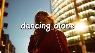 Kings Elliot - Dancing Alone Lyrics