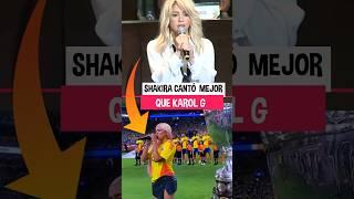 Shakira cantó el himno mejor que Karol G