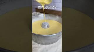  Bolo de milho fofinho e muito fácil de fazer. Ingredientes na descrição do vídeo