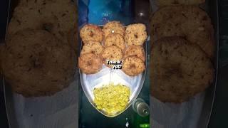 Crispy Medu Vada  Vada Recipes  South Indian Vada  Breakfast Recipes  Indian Breakfast