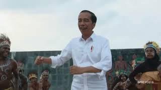 PRESIDEN JOKO WIDODO GOYANG KAIMANA TARIAN ZAKA