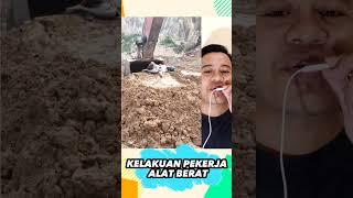 BERCANDANYA KEWATAN KELAKUAN TUKANG ALAT BERTA KALO LAGI SANTAI