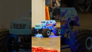 Freestyle Action #Shorts #MonsterJam #monstertruck #RC #Losi