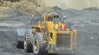 LeTourneau L 1850 Monsters Loading an Australian Coal Mine