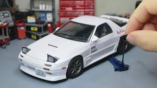 Pre-Painted INITIAL D Model Kit Takahashi Ryosukes Mazda FC3S RX-7  Aoshima 124