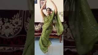 Athira madhv rare navel serial actress കുടുംബവിളക്