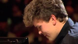 Szymon Nehring – Etude in C sharp minor Op. 25 No. 7 first stage