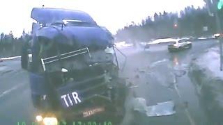 Horrible Road Accidents Brutal Car Crashes #19  - 2017