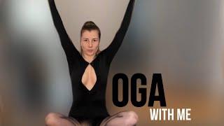 Stretching in a beautiful bodysuit help your body in 10 minutes